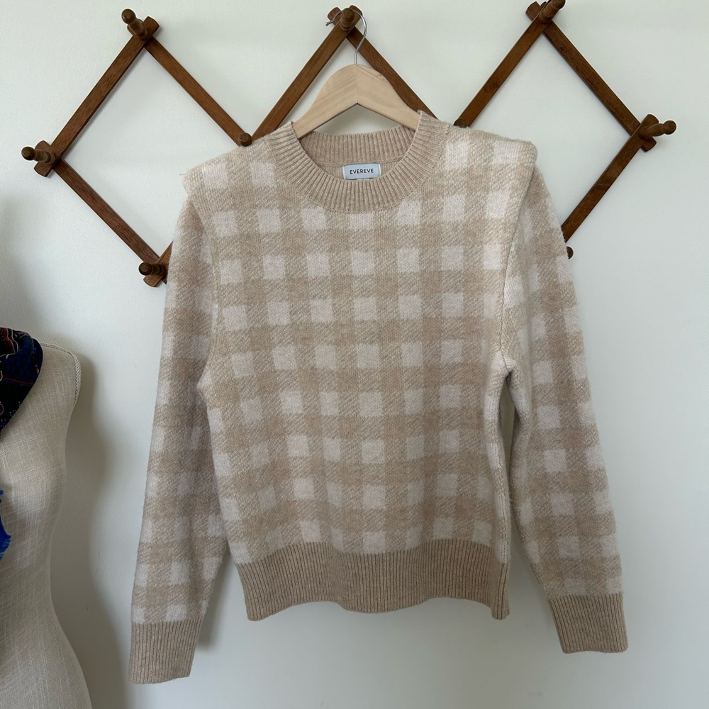 💫Evereve |  Beige Checkered Sweater